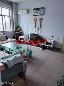 优质房源推荐 图书馆对面2室2厅95平米出租，附带服装出租服务